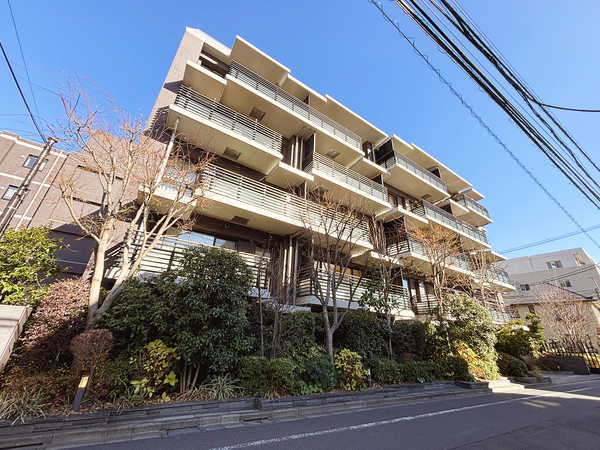 ザ・パークハウス市谷甲良町（1）