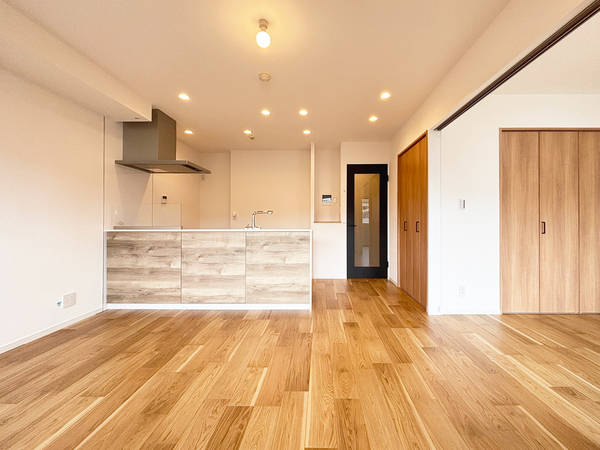 日神パレステージ信濃町