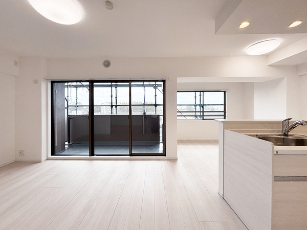 朝日パリオ秋山（5）