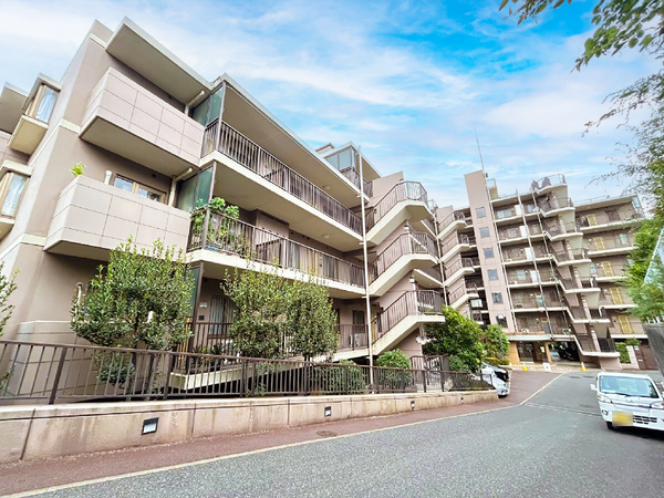 朝日パリオ秋山（1）