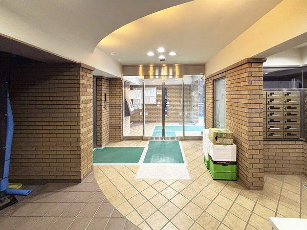 朝日パリオ秋山（2）