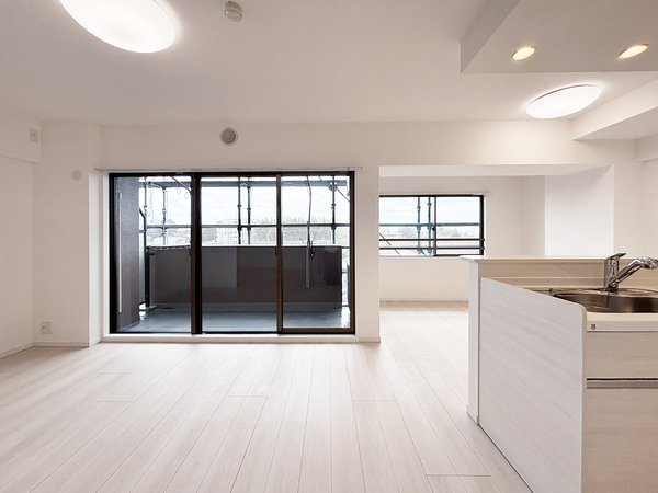 朝日パリオ秋山（5）