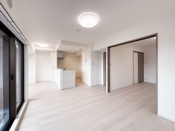 朝日パリオ秋山（6）